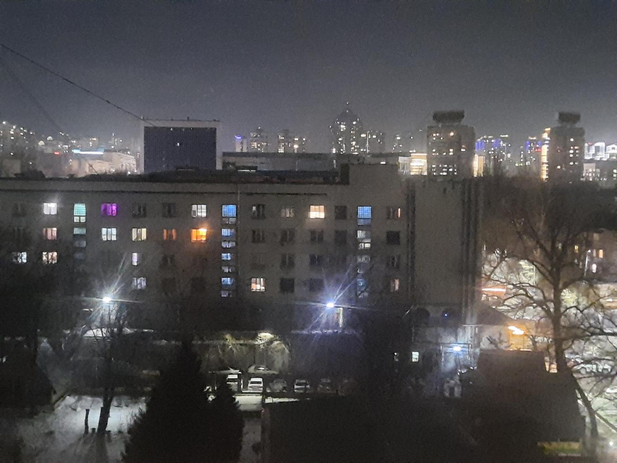 Apartment Shevchenko Panfilova Almatý Exterior foto